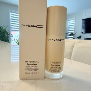 【Brand New】MAC Hyper Real Serumizer 30ml – Hydrating Serum-Moisturizer